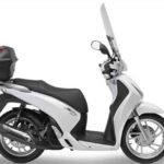Accesorios GIVI para el scooter Honda SH125i