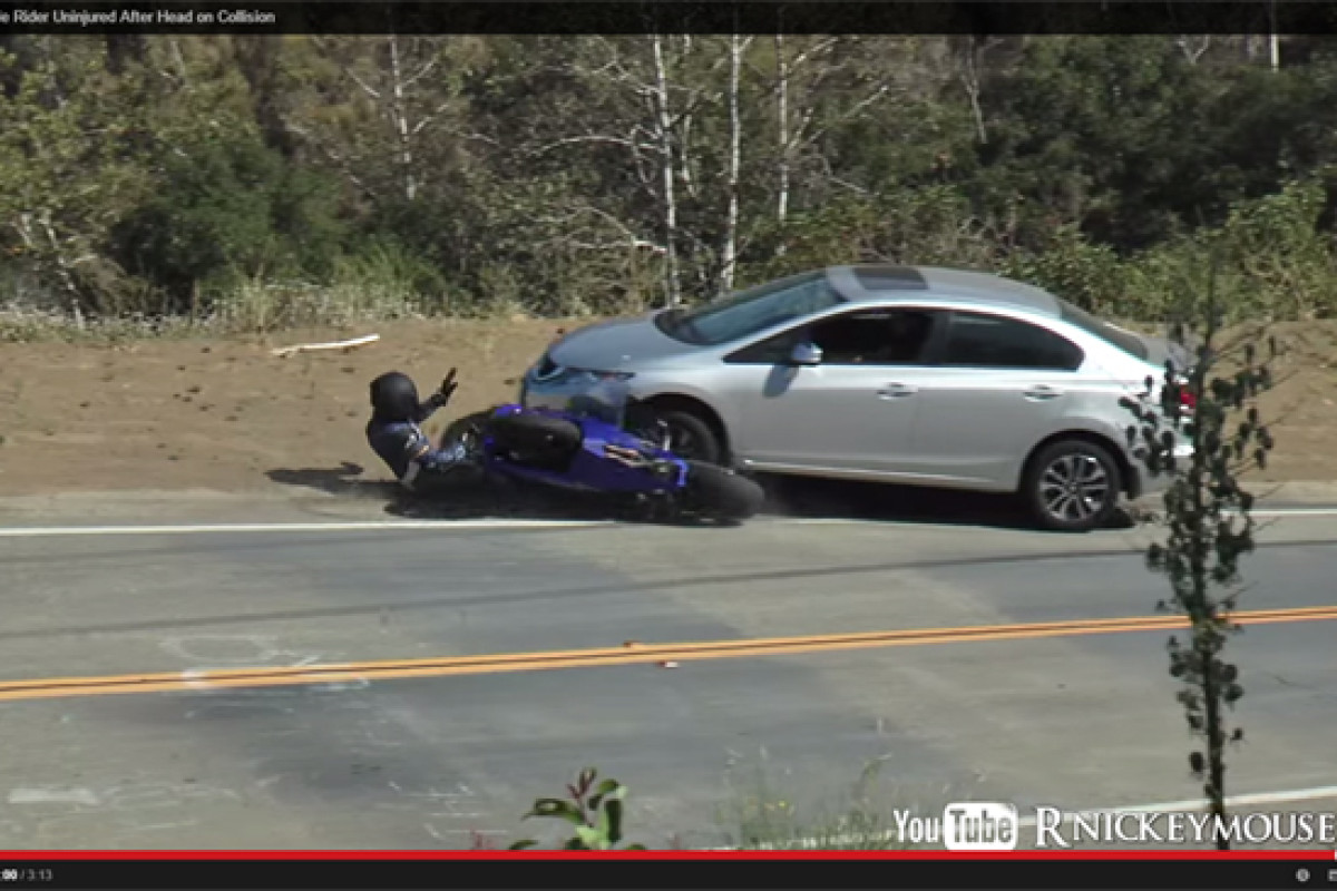 Videos de accidente de motos - La carretera no es un circuito