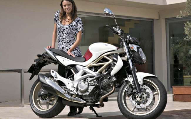 moto para mujer