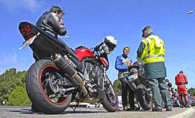 Nueva campaña de la DGT de vigilancia de motoristas