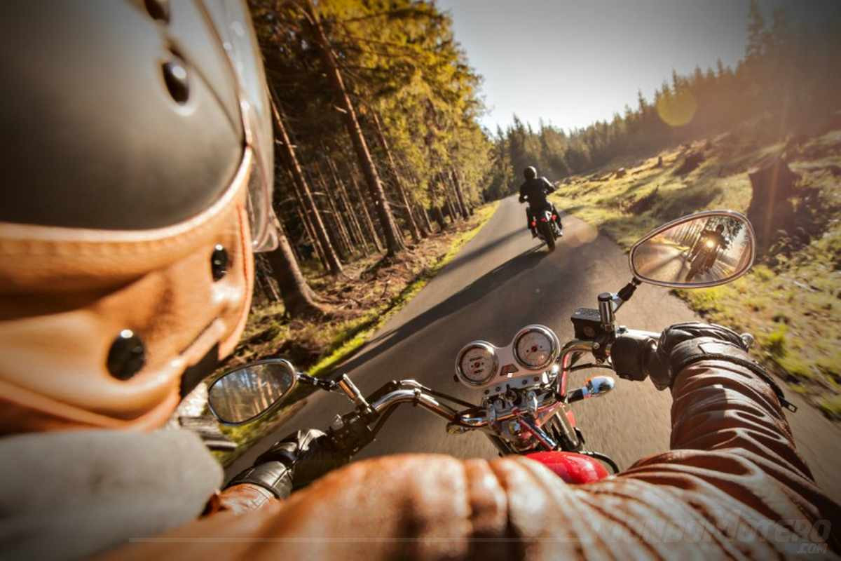 10 consejos para ahorrar dinero en el seguro de tu moto
