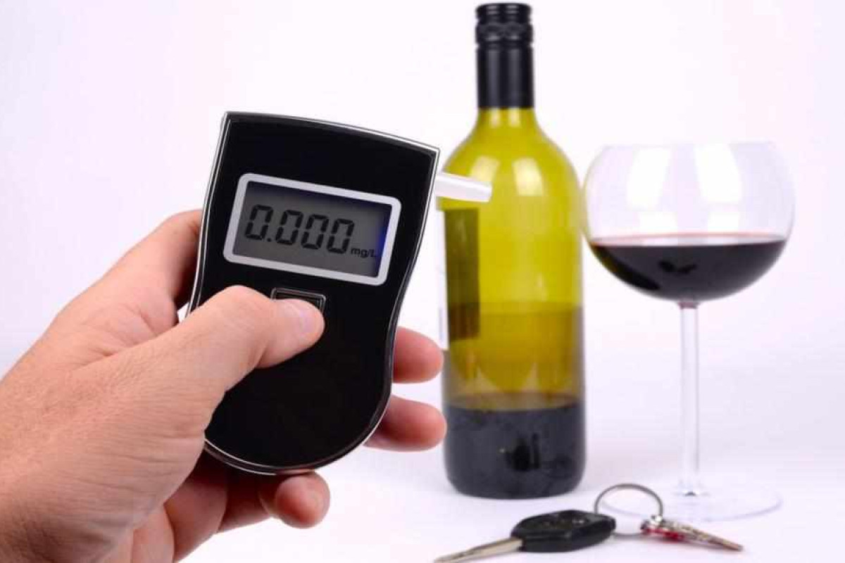 La DGT estudia implantar la tasa de alcohol 0,0 en los motoristas
