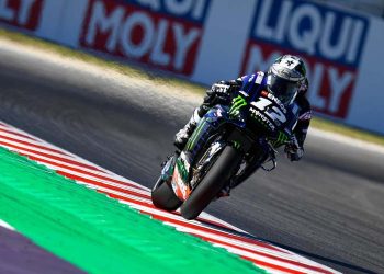 Maverick Viñales cierra la primera jornada del GP de San Marino con el tiempo más rápido.
