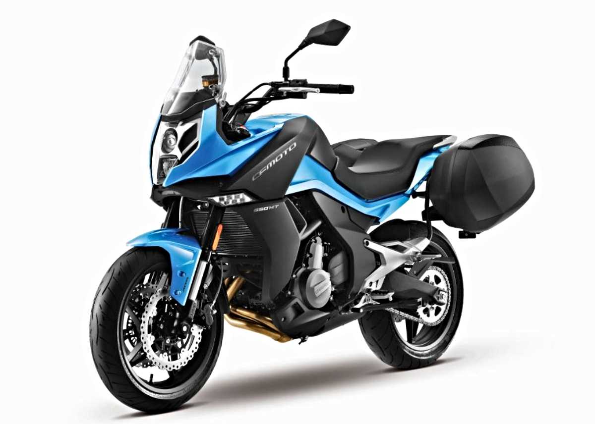 CF Moto 650 MT