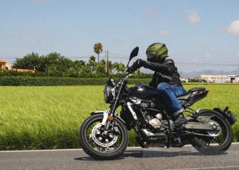 Prueba VOGE 300AC