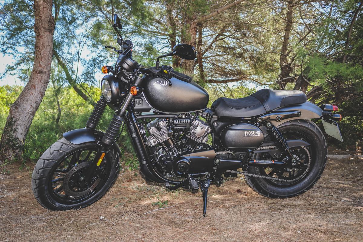 Prueba Hyosung Aquila Bobber GV300S