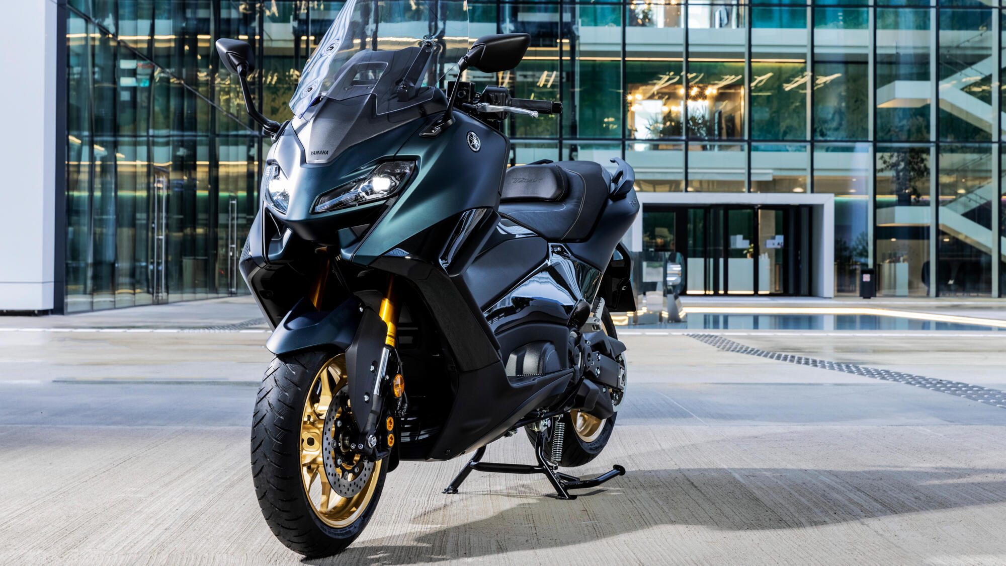 Yamaha TMAX 2022 Prueba, Precio y Ficha Técnica
