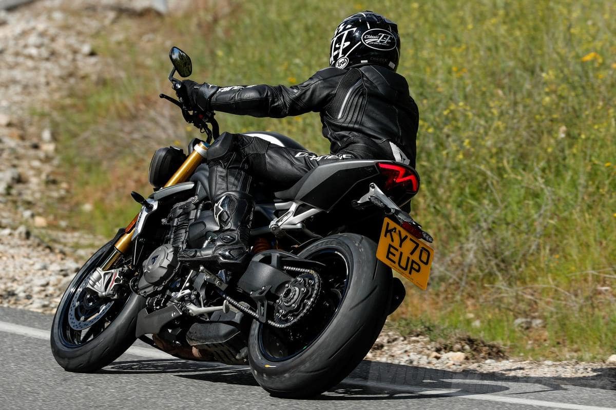 Prueba Triumph Speed Triple 1200 RS Prueba Triumph Speed Triple 1200 RS