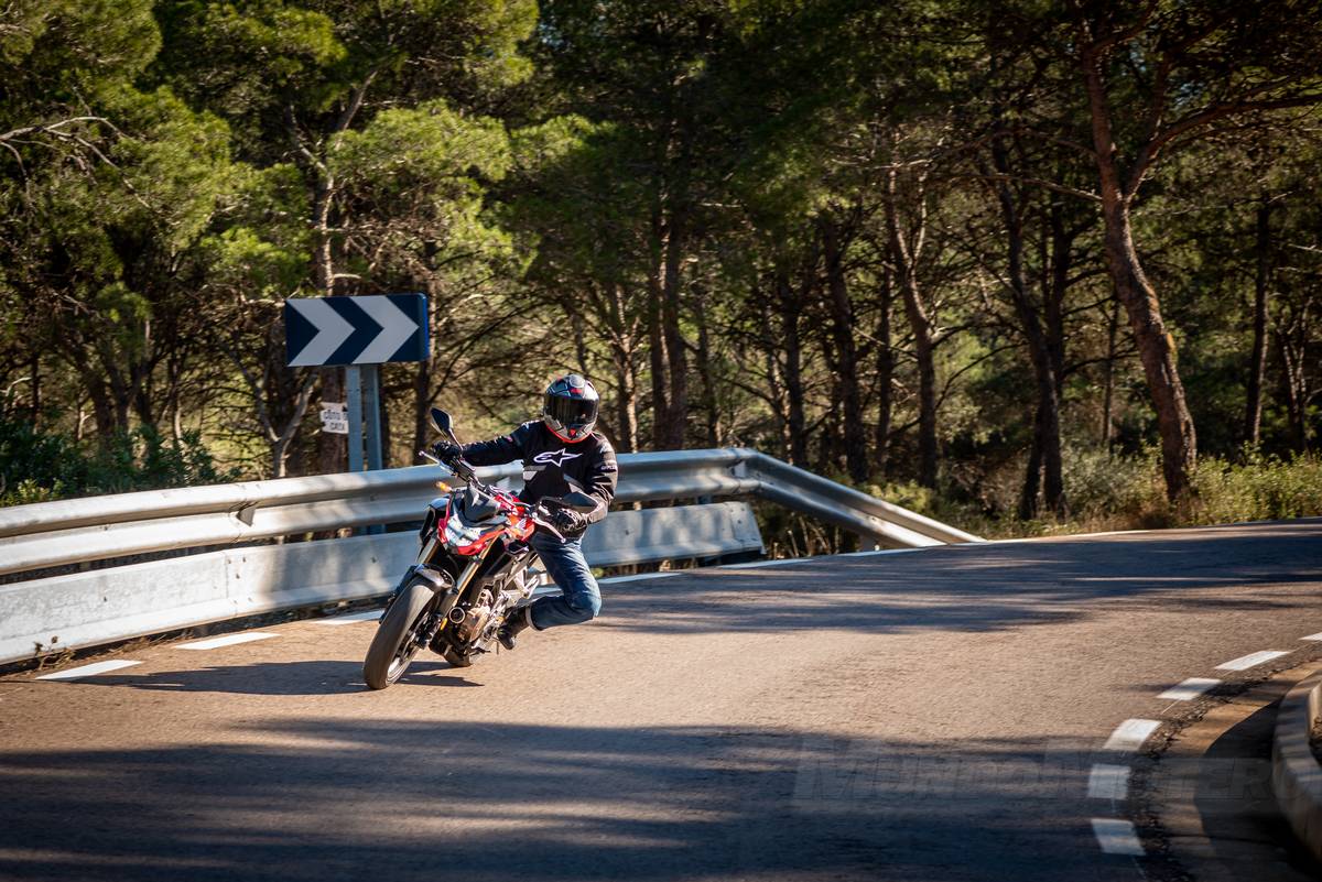 Prueba y Opiniones Honda CB500F 2022