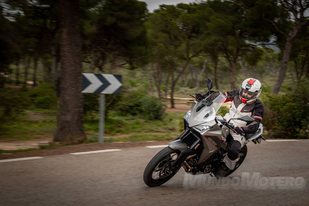 Prueba Moto Morini X-Cape 650