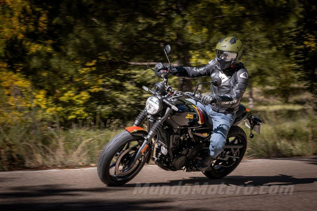 prueba-royal-enfield-guerrilla-450-17