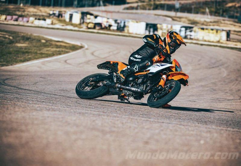 KTM 390 SMC R