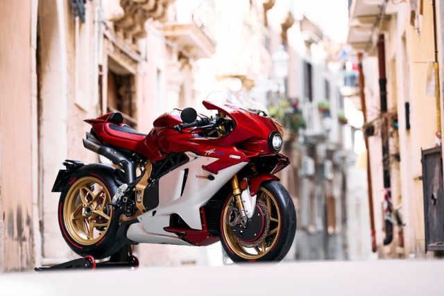 mv-agusta-superveloce-1000_ortigia