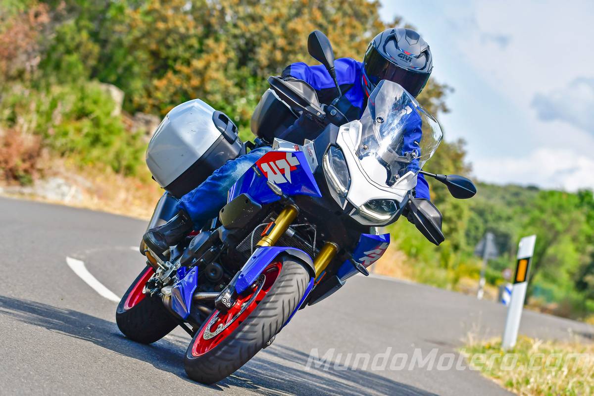 Prueba BMW F900XR 2025