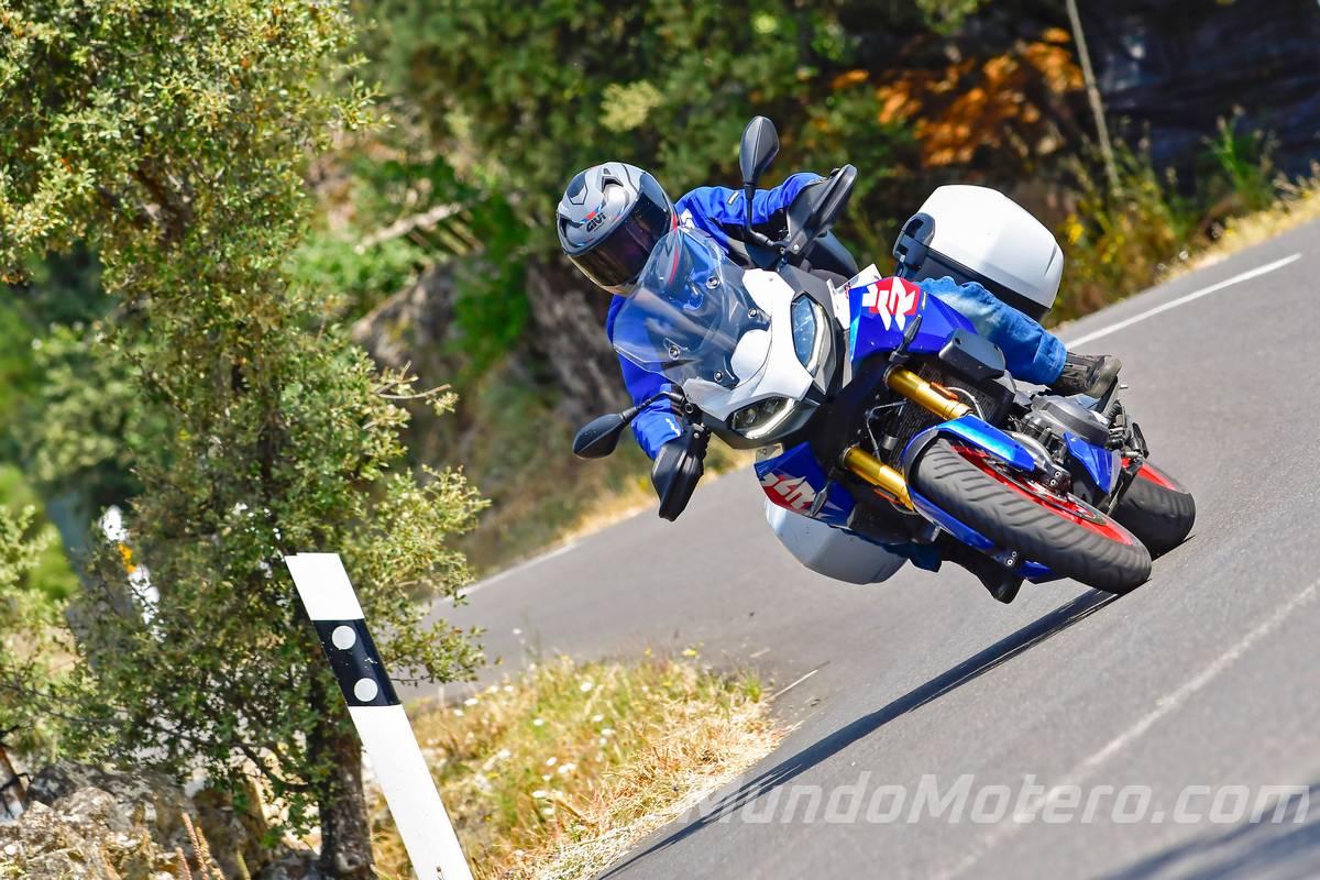 Prueba BMW F900XR 2025