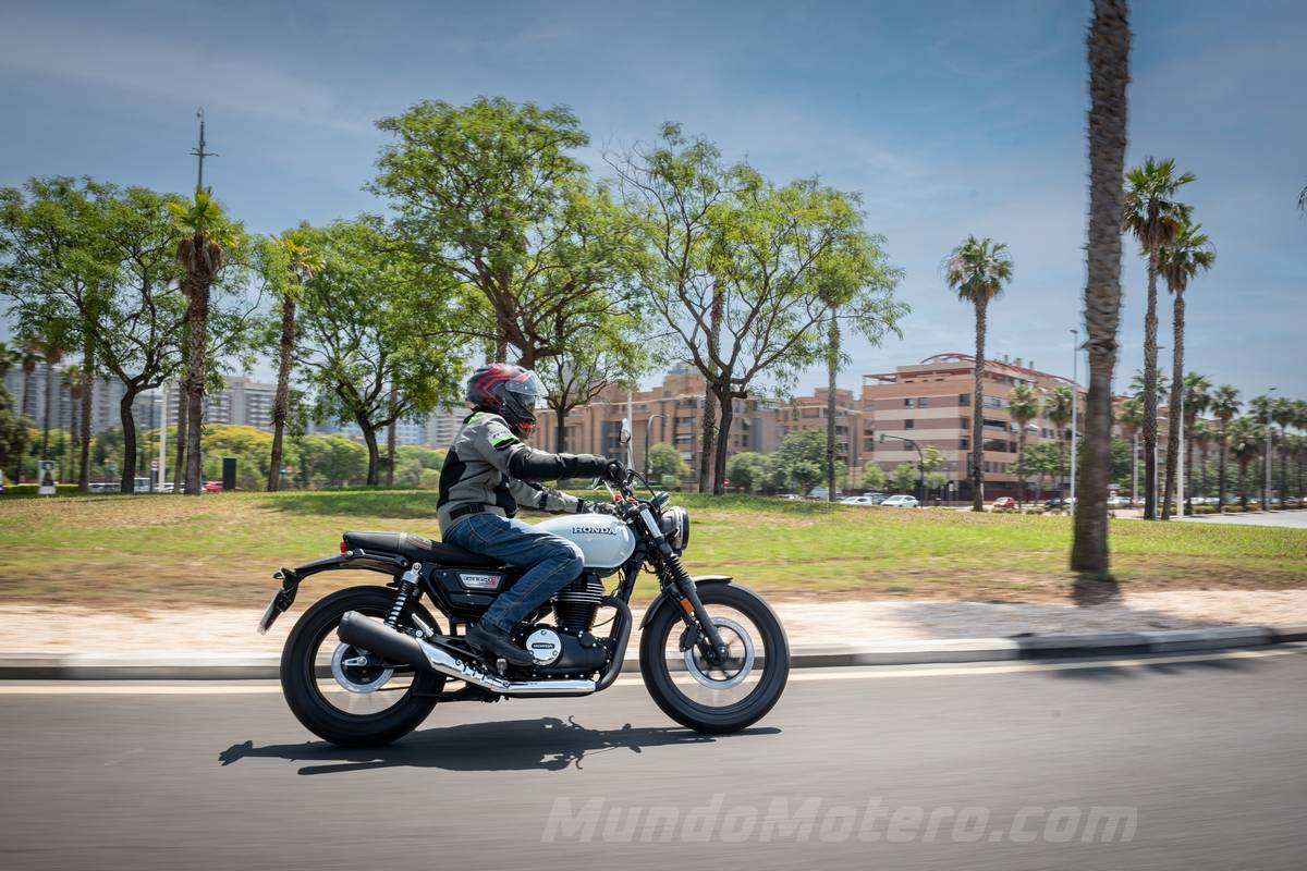 Prueba Honda GB350S