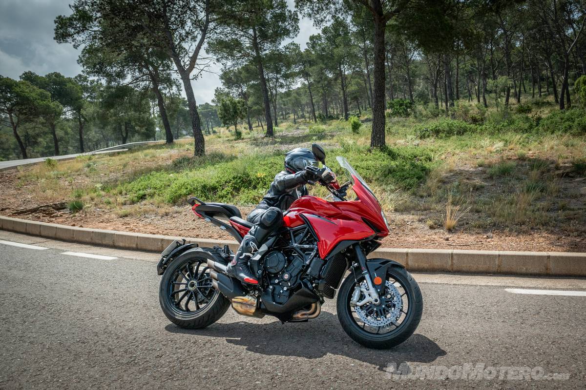 Prueba MV Agusta Turismo Veloce R