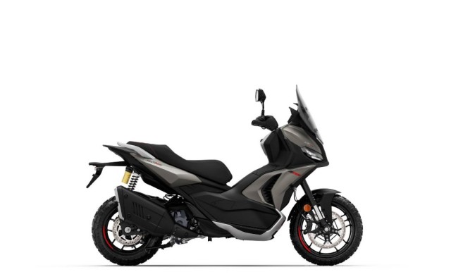 aprilia-sr-gt-400-2026-port