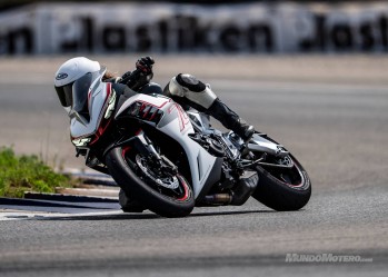 prueba-zontes-703rr-circuito-carretera-7