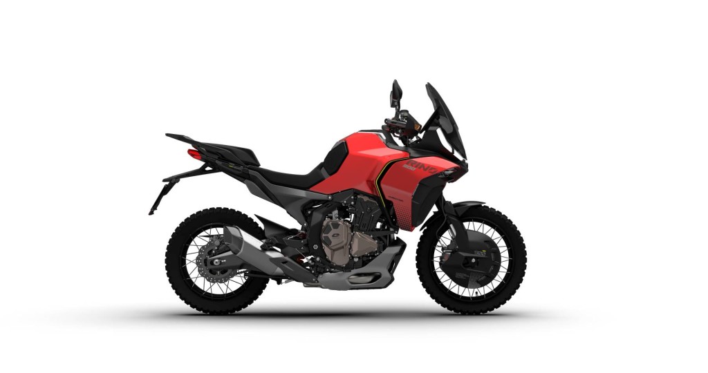 QJ MOTOR RHINO ADV 2026