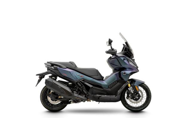 voge-sr450x-2026-port-2
