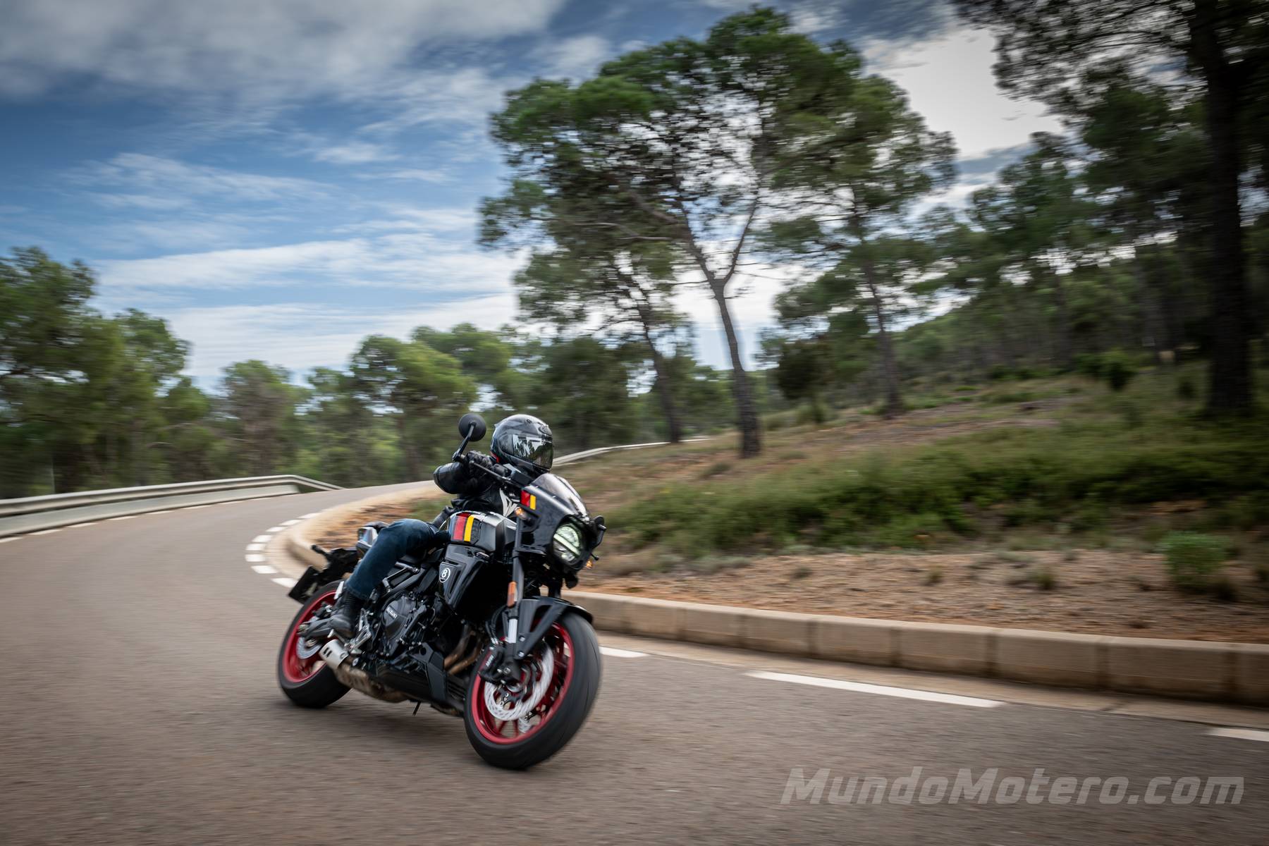 Prueba Suzuki GSX-8TT