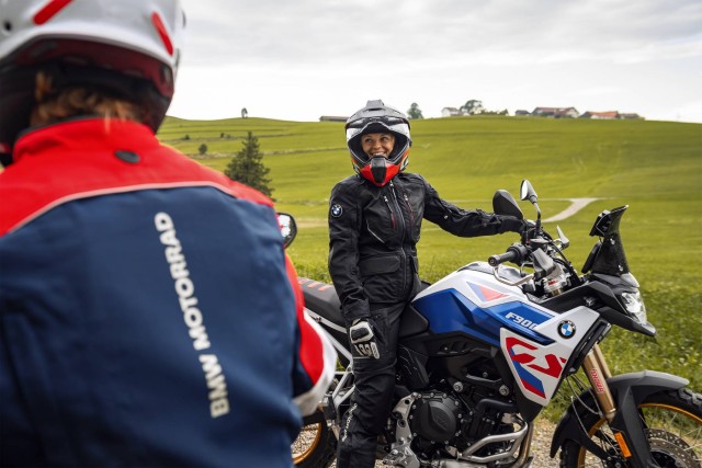 Colección ropa de moto BWM Motorrad 2026