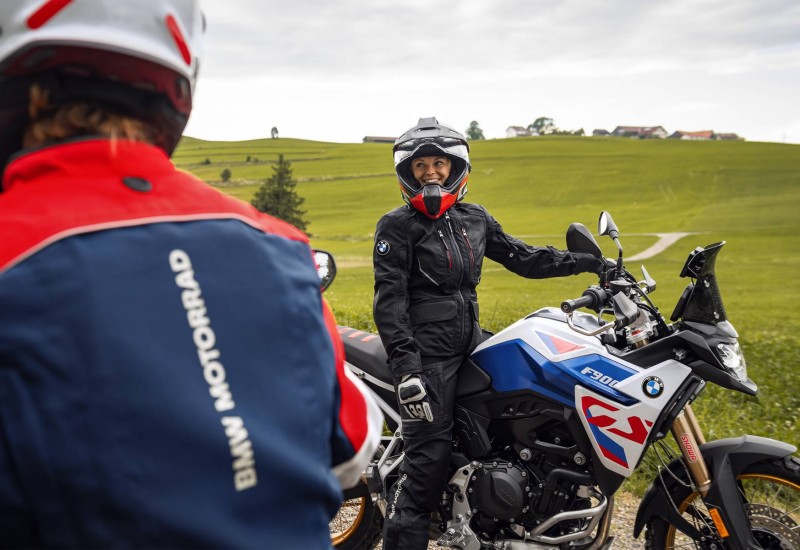 Colección ropa de moto BWM Motorrad 2026