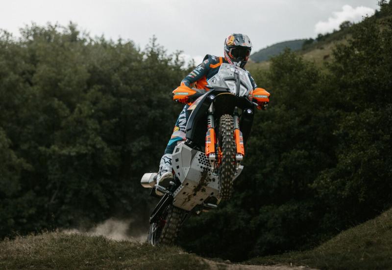 ktm-890-adventure-r-rally-2026-2