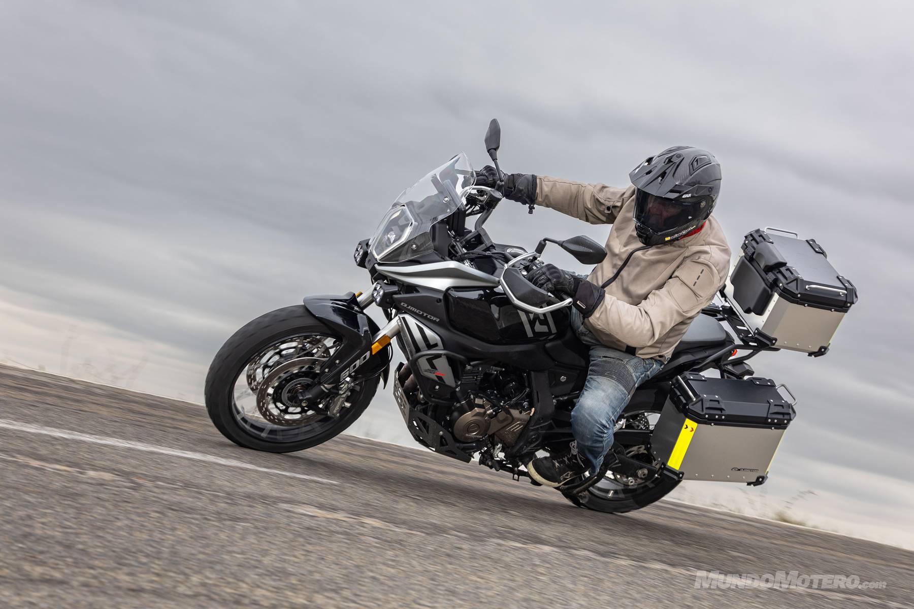 Prueba QJMotor SRT 600SX