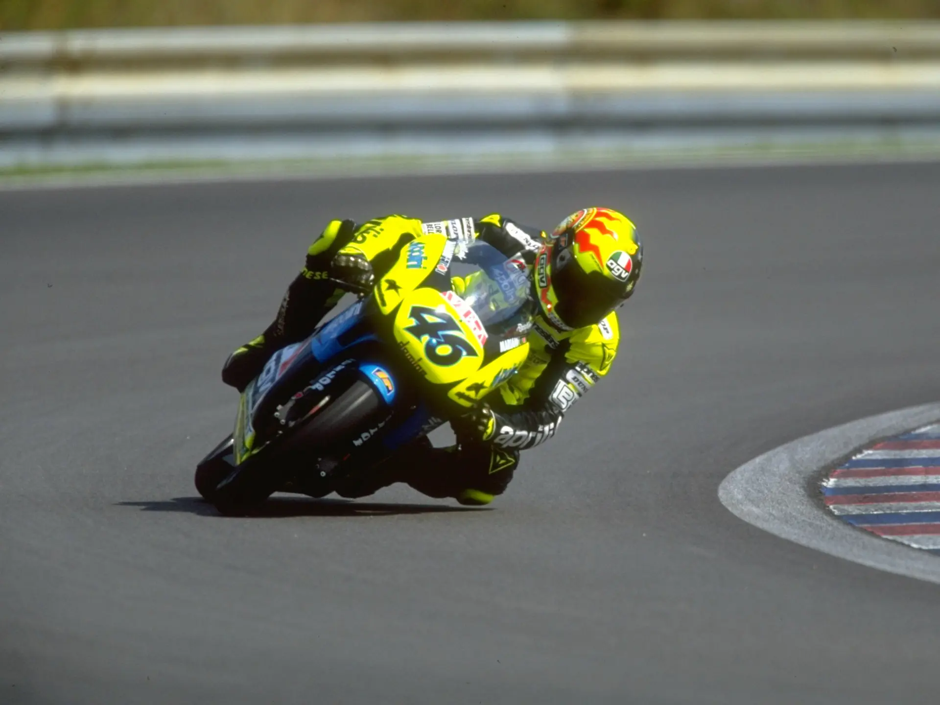 La Aprilia RS125R de 1996 con la que Valentino Rossi empezó a escribir su leyenda sale a subasta
