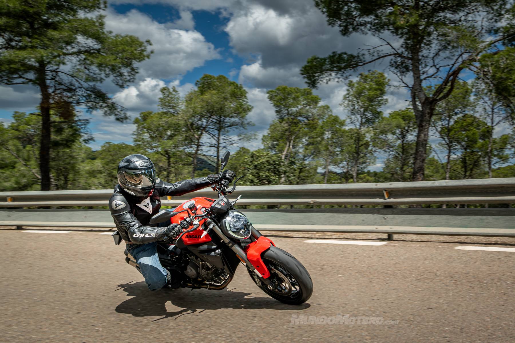 Prueba Ducati Monster 2026