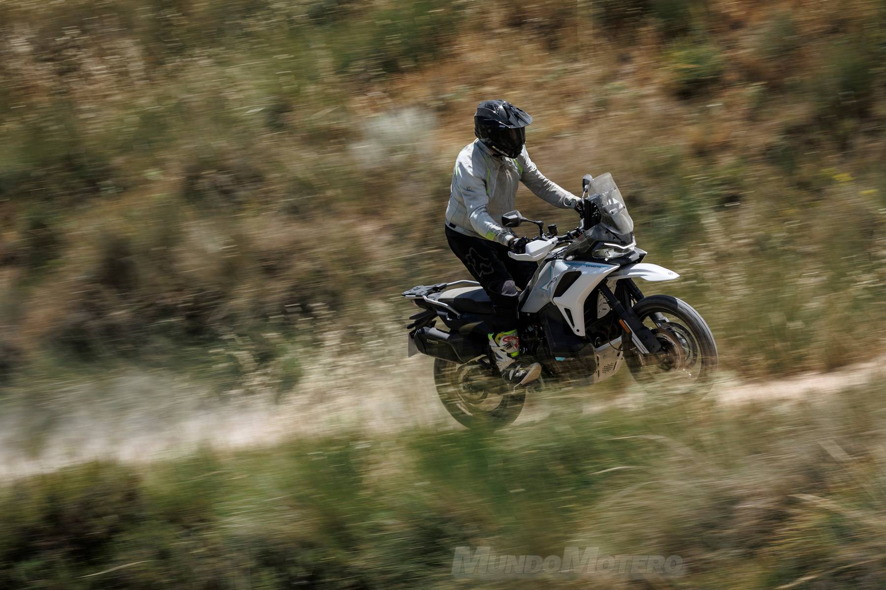 prueba-cfmoto-1000mt-x-mundomotero-com-22