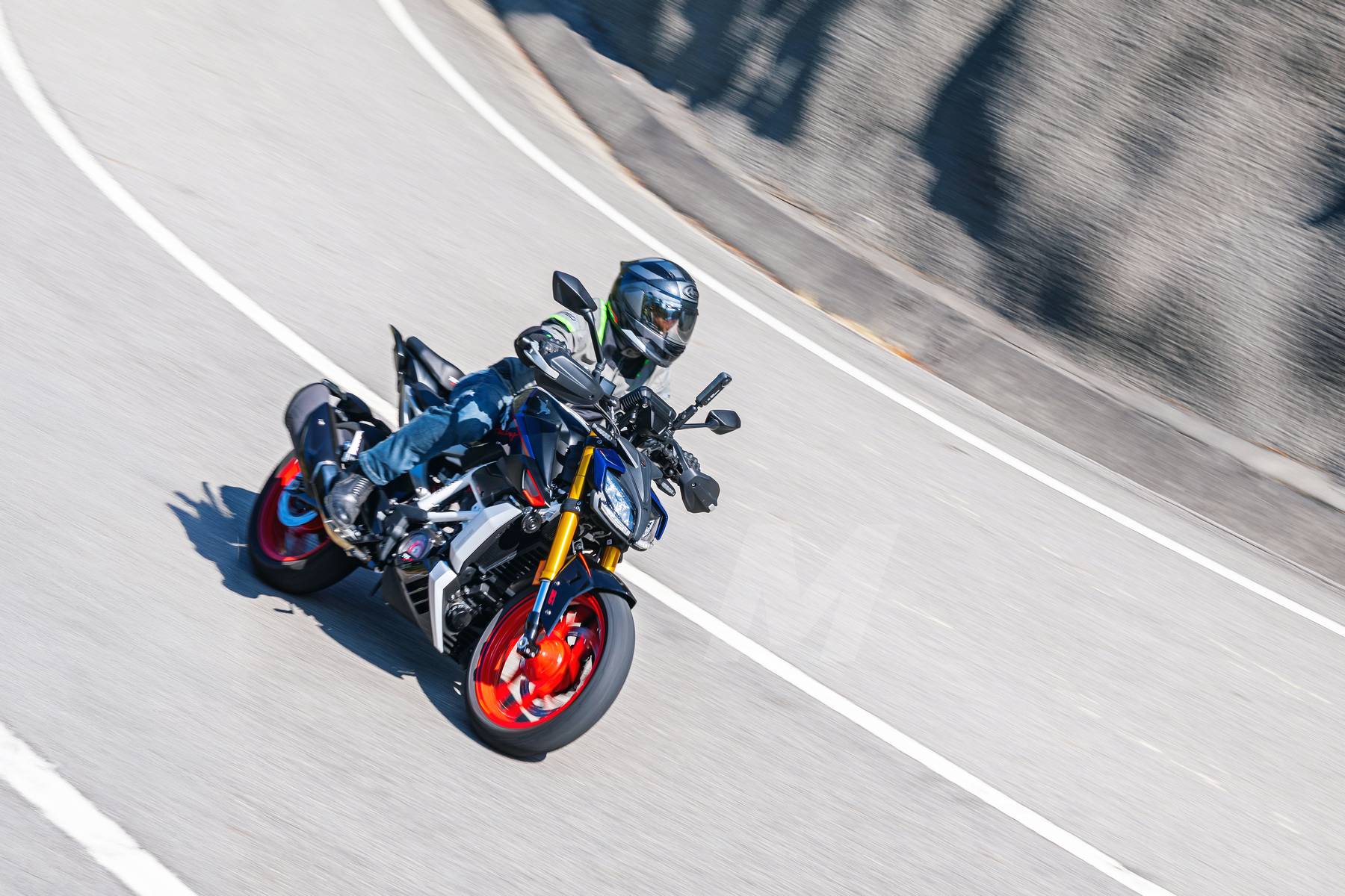 Prueba TVS RTR 310