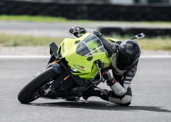 prueba-zxmoto-500rr-mundomotero-com-9